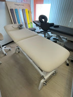 Ausstellungsliege in Berlin Gymna.GO FIT T3x i-Control – Sondermodell- 3-teilige Therapieliege mit Ergomax & Rädergestell
